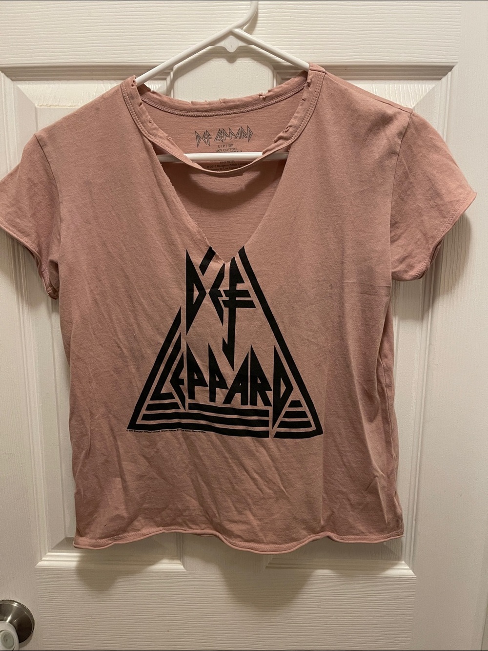 Pink Def Leppard V-Notch Short Sleeve Tee